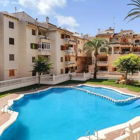 Casa Del Angel , Cosy 2 Bed Apartment,150m From Playa Locos Beautiful Swimming Pool