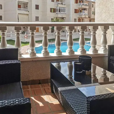 Casa Del Angel , Cosy 2 Bed Apartment,150m From Playa Locos Beautiful Swimming Pool * Torrevieja