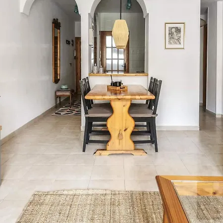 Apartamento Casa Del Angel , Cosy 2 Bed Apartment,150m From Playa Locos Beautiful Swimming Pool